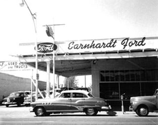 Old-Earnhardt-Ford-Dealership-(Black-&-White)