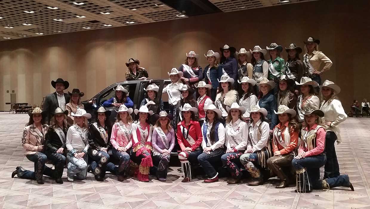 Miss-Rodeo-America-2015-and-RAM-Trucks-(FI)