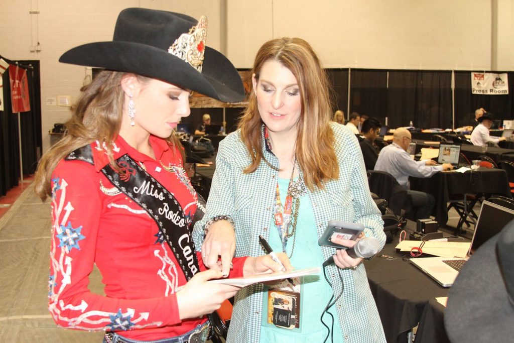 Alberta cowgirl crowned Miss Rodeo Canada 2015 - Cowboy Lifestyle Network