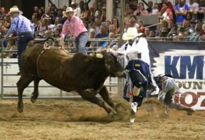 Bullfighter-Sean-Moore-steps-in-to-save-a-cowboy