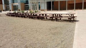 amphitheatrepicnic tables 2