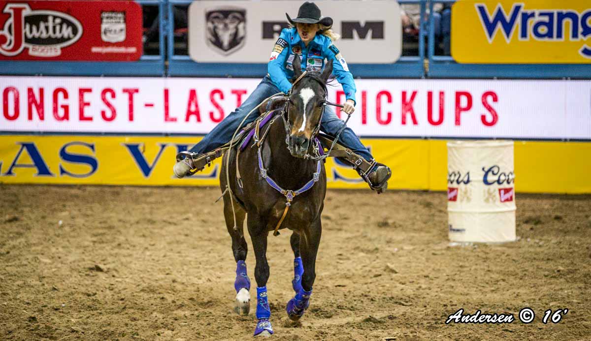 Amberleigh Moore (Starfish Shot) with a time of 13.37 during Round 8 of WNFR16