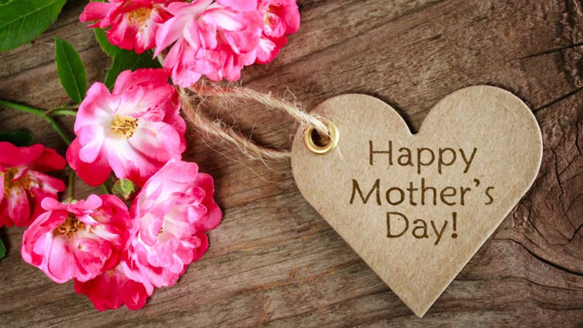 The Ak-Chin Indian Community offers several tempting options to help celebrate the moms in your life! Mother’s Day 2018 is Sunday, May 13. Make sure your Mother’s Day plans include a trip to Harrah’s Ak-Chin Casino, where guests age 21 and older can earn $10 in Free Slot Play. After earning at least one tier credit at your favorite slot machine, simply reinsert your card to claim your prize! The Range Steakhouse at the casino hosts a Chef’s four-course dining experience on Mother’s Day for $75 per person. Entrée choice includes a braised short rib or miso-glazed black cod. This meal is offered from 4-9 p.m. on May 13. Or take Mom to The Buffet for a spectacular spread. This spot serves up carved beef tenderloin, sirloin Benedict with gorgonzola hollandaise and an assorted seafood selection, along with other buffet favorites. Enjoy this Mother’s Day meal from 9 a.m. to 8 p.m. for 32.99 per person. You can also treat Mom to lunch or dinner at Arroyo Grille at Ak-Chin Southern Dunes Golf Club. Sit indoors or out, on the picturesque patio overlooking the golf course and the Estrella Mountains to the east. Arroyo Grille features special Mother’s Day menu selections like blueberry ricotta pancakes, eggs benedict, mushroom quiche with a side salad, chicken Tosca, hand battered shrimp, or prime rib served with mashed potatoes, vegetable, and Yorkshire pudding. Save room for the chef’s special dessert — warm strawberry shortcake topped with almond and orange zest is sure to please! Reservations are recommended; please call 520-426-6832. Another choice, the UltraStar Multi-tainment Center at Ak-Chin Circle serves up a buffet to tempt your taste buds. This bountiful feast is available from 10 a.m. to 2 p.m. on Mother’s Day for $21.95 per adult, $14.95 per child, and no charge for kids age 5 and under. Enjoy the salad bar, fresh fruit display, pastries, an omelet station, scrambled eggs, bacon and sausage links, biscuits and gravy, breakfast potatoes, pancakes and French toast. There will also be grilled ono with three melon salad; oven baked chicken with sauce, asparagus, carved top sirloin with au jus, and a cheese and cracker display. Don’t forget dessert! This Mother’s Day Brunch also features a tempting array of cakes, pies and cookies. While you’re at the UltraStar Multi-tainment Center, save time to take advantage of the other fun features like movies and bowling. Whatever your plans are for the moms in your life, you won’t be disappointed with the choices within the Ak-Chin Indian Community!