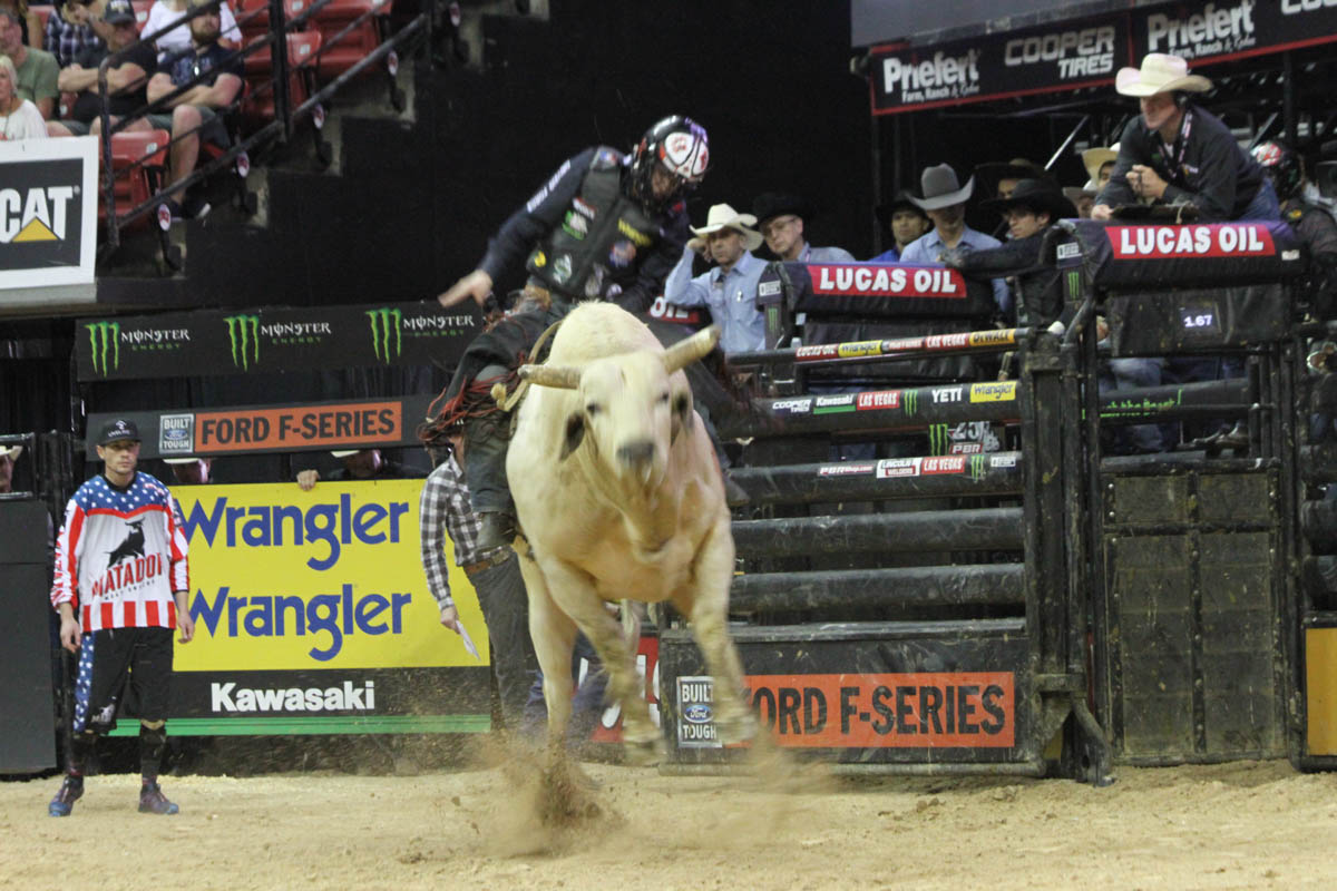 25TH PBR: Cooper Tires Take The Money And Ride