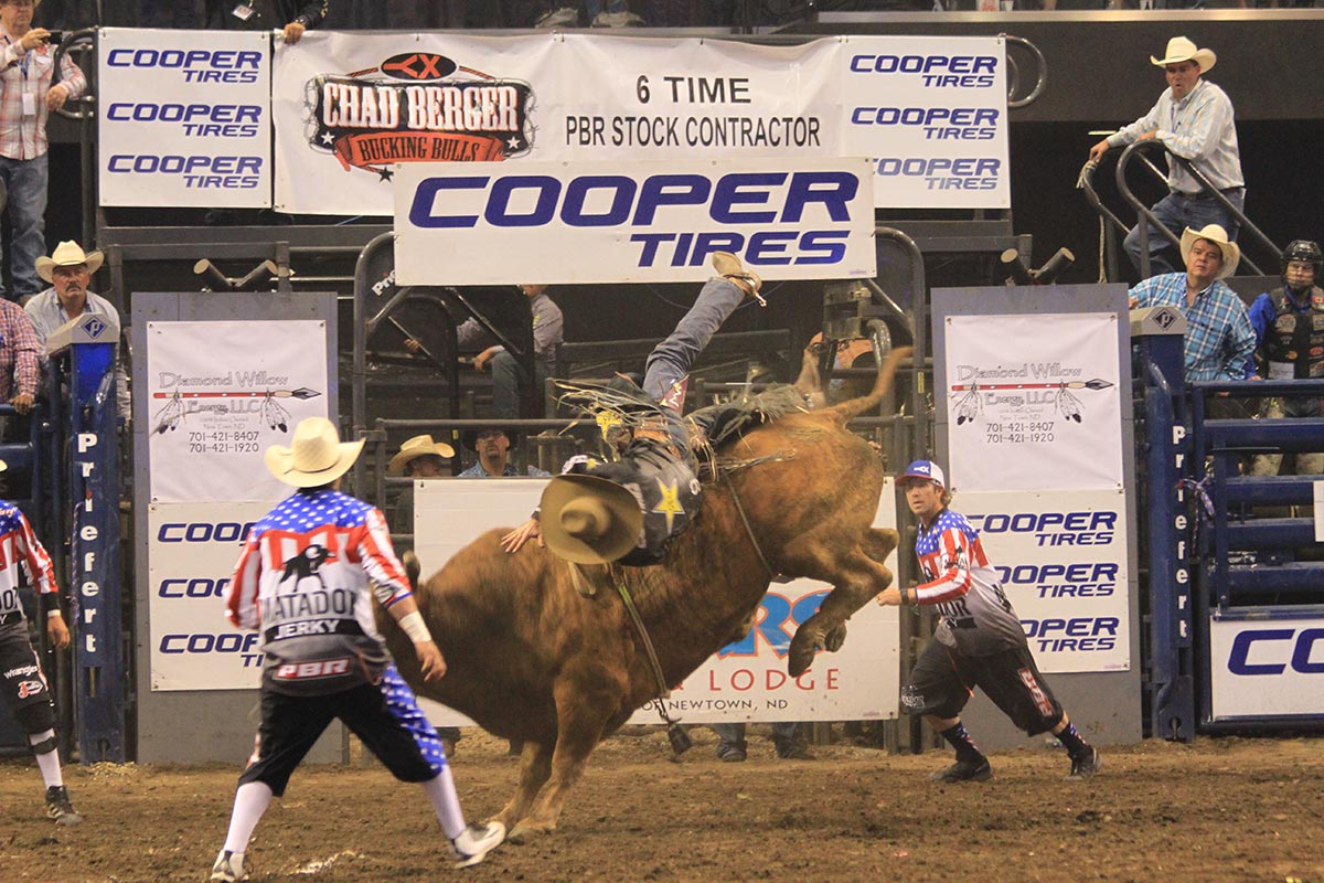 Master, pupil and 'Shorty:' A day in the life of PBR bullfighters