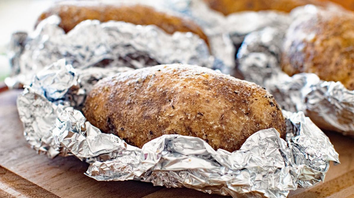 Top 3 Recipes for Cast Iron Campfire Cooking: Baked potatoes
