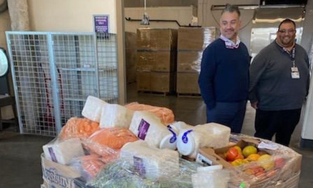 Harrah’s Ak-Chin Casino donates food to Ak-Chin Indian Community in response to COVID-19
