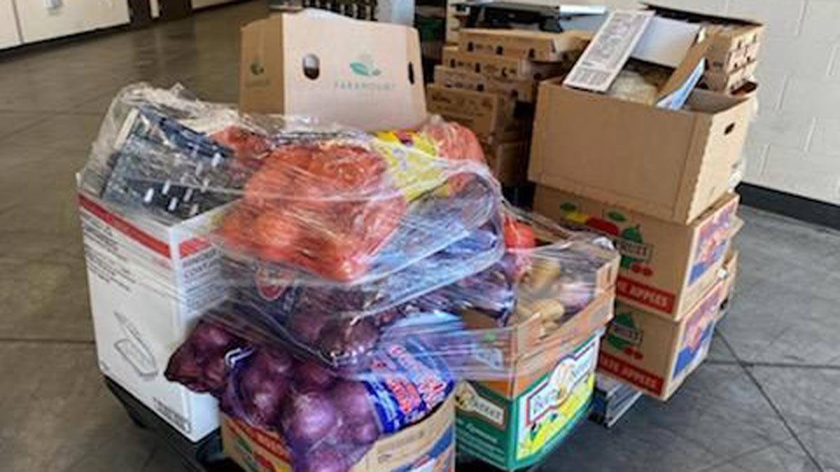 Harrah’s Ak-Chin Casino donates food to Ak-Chin Indian Community in response to COVID-19