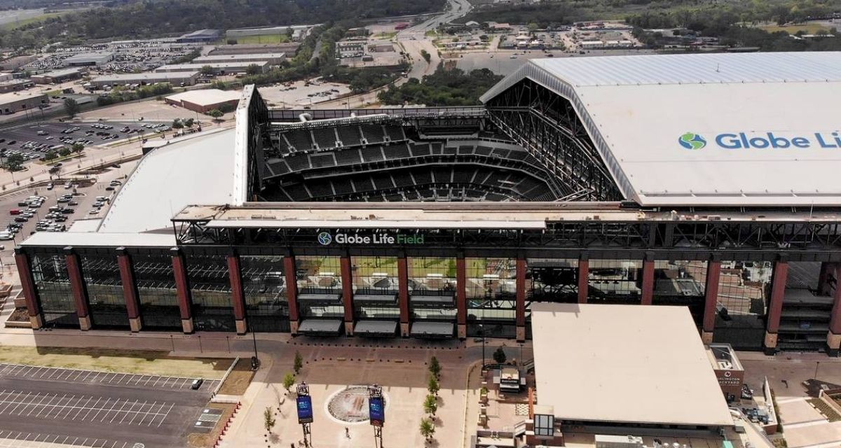 The American Rodeo Signs Three-Year Extension with Globe Life Field –  SportsTravel