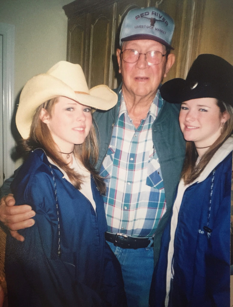 Jenna Paulette with her sister Alex and Grandad.