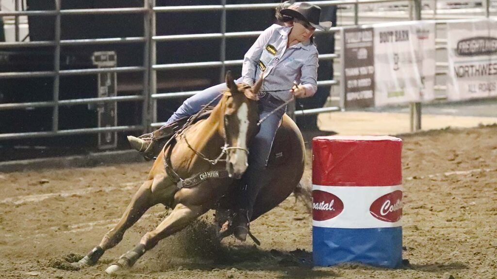 Smalygo – After placing third in the first round of barrel racing, Oklahoma’s Leslie Smalygo came back on Friday and won the second round. Her 13.82-second run aboard her great horse “Gus” earned her $3,600 at the Cinch Playoffs at the Puyallup Rodeo. PRCA photo by Kent Soule.