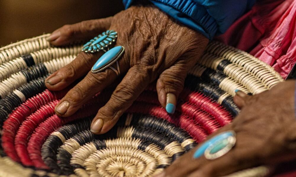 Adopt A Native Elder Program Extends A Helping Hand To Navajo Elderly   Navajo Elder 1000x600 