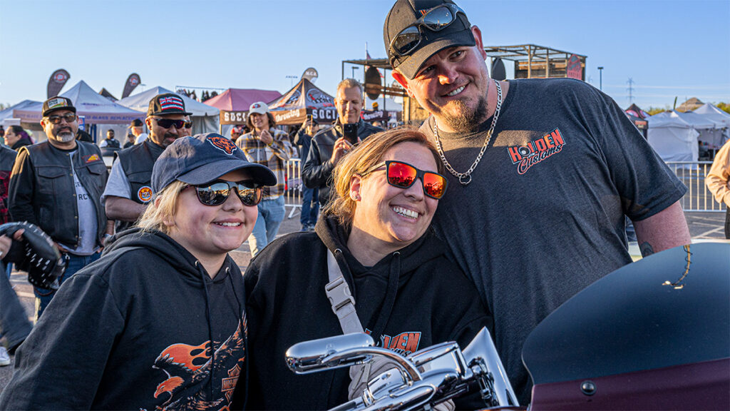 Arizona Bike Week fans smiling for the camera