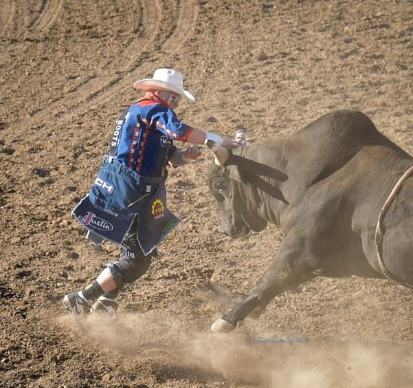 Bull fighters Tucson Rodeo 2025. Photo by Gabe Lopez.