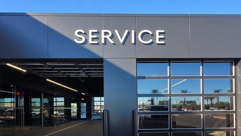 Earnhardt opens Genesis of Chandler dealership