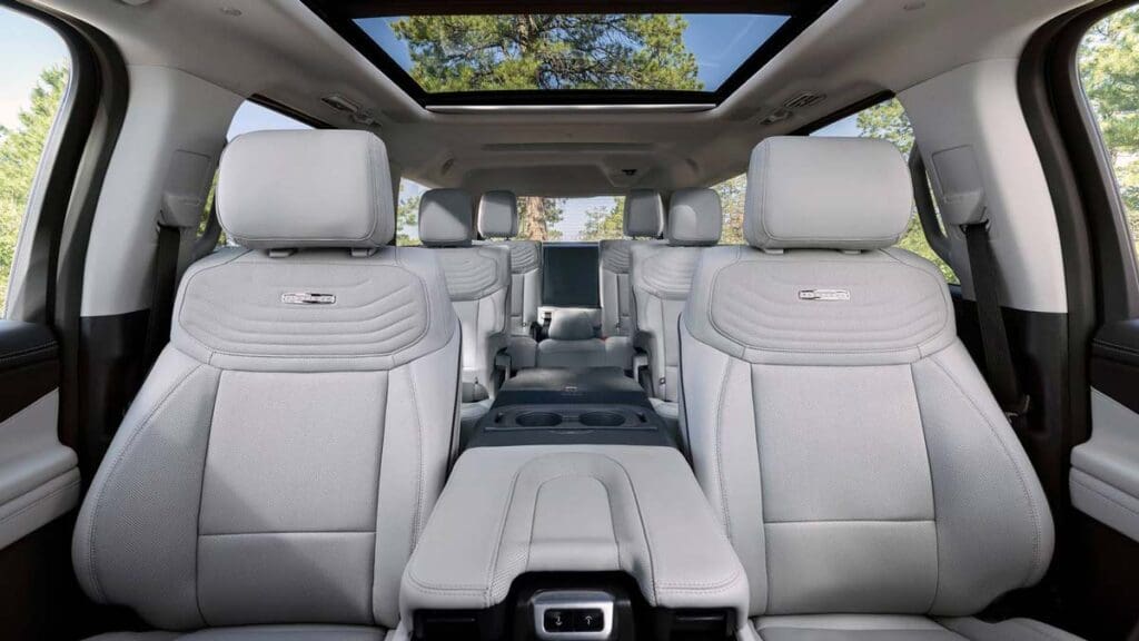 Updates to 2025 Ford Expedition provide heft, space, aesthetics