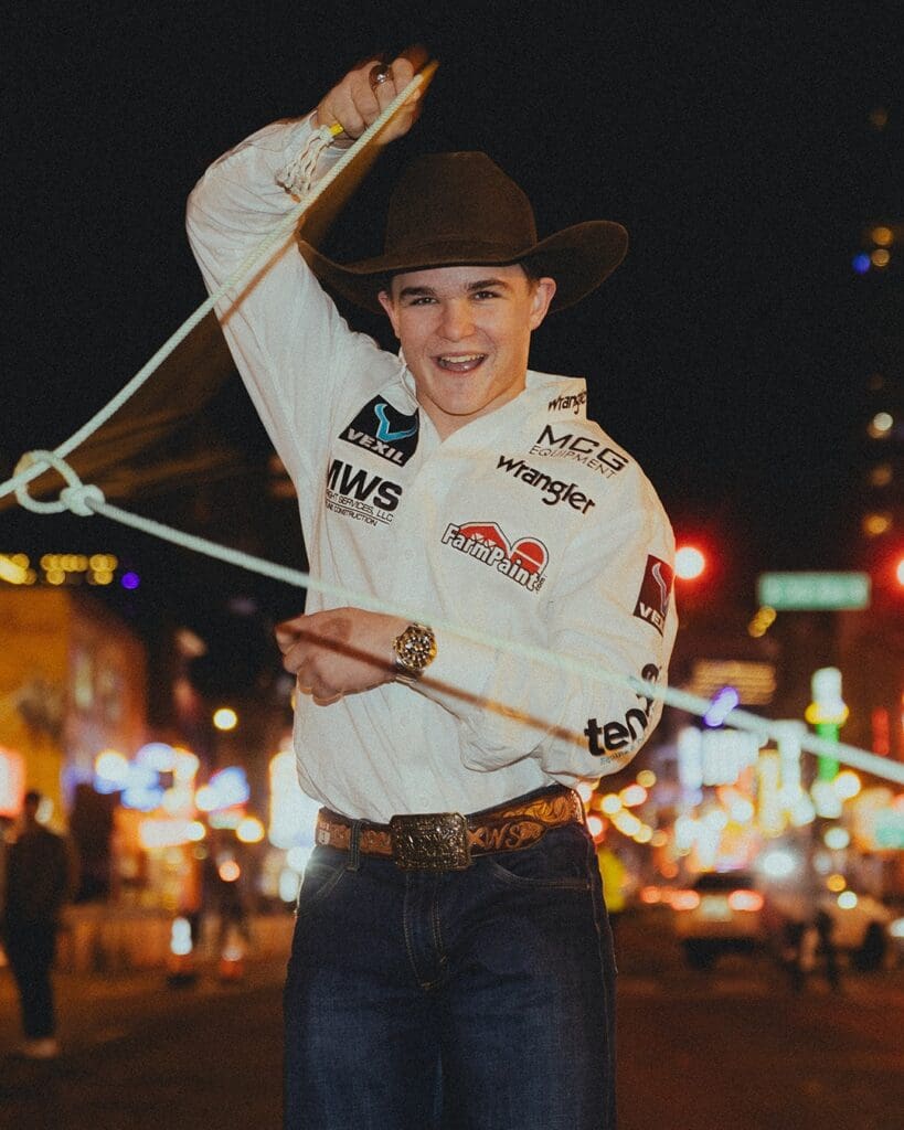 Cowboy doing rope tricks in Nashville
