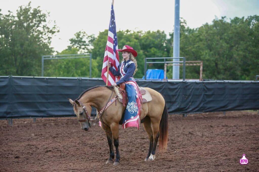 IFYR Miss Rodeo USA Queen on Horseback