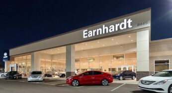 Earnhardt Hyundai North Scottsdale garners award