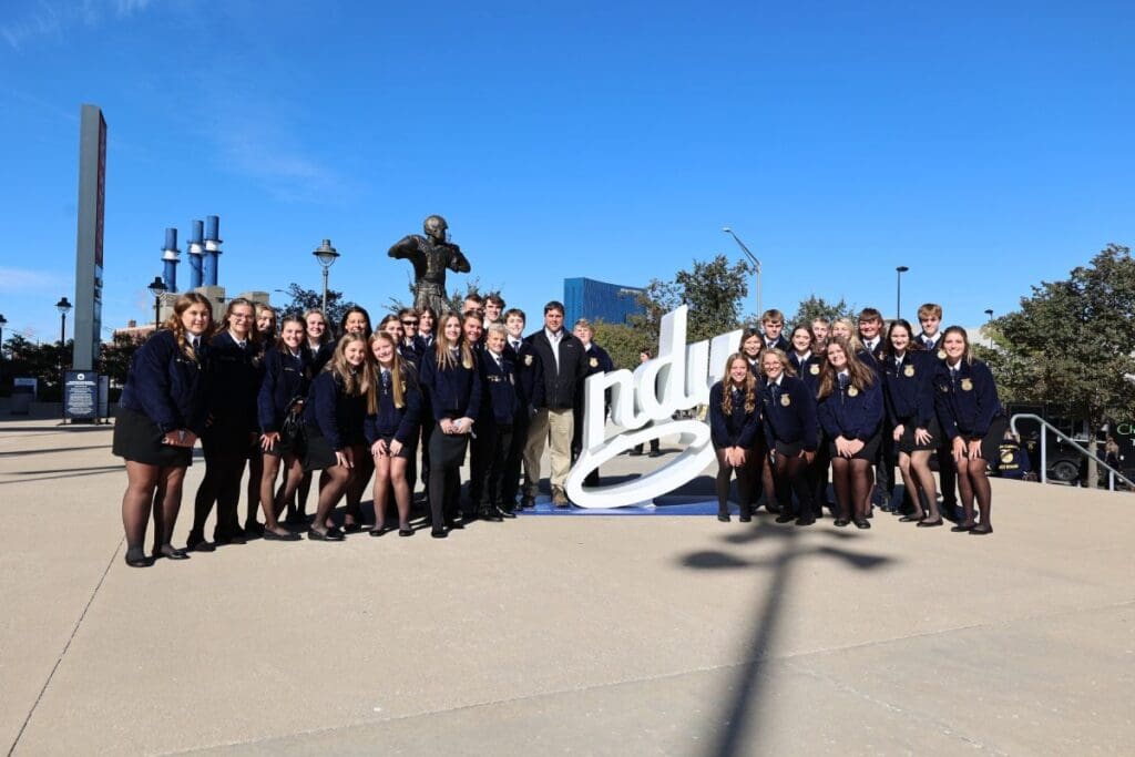 Group photo of attendees at FFA convention