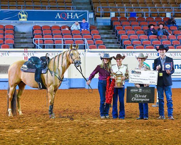 Winner standing w her horse at AQHA World Championship 2024