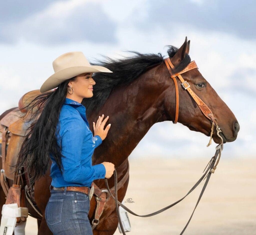 Jade Mitchell w Horse